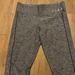 Victoria's Secret PINK cropped leggings
